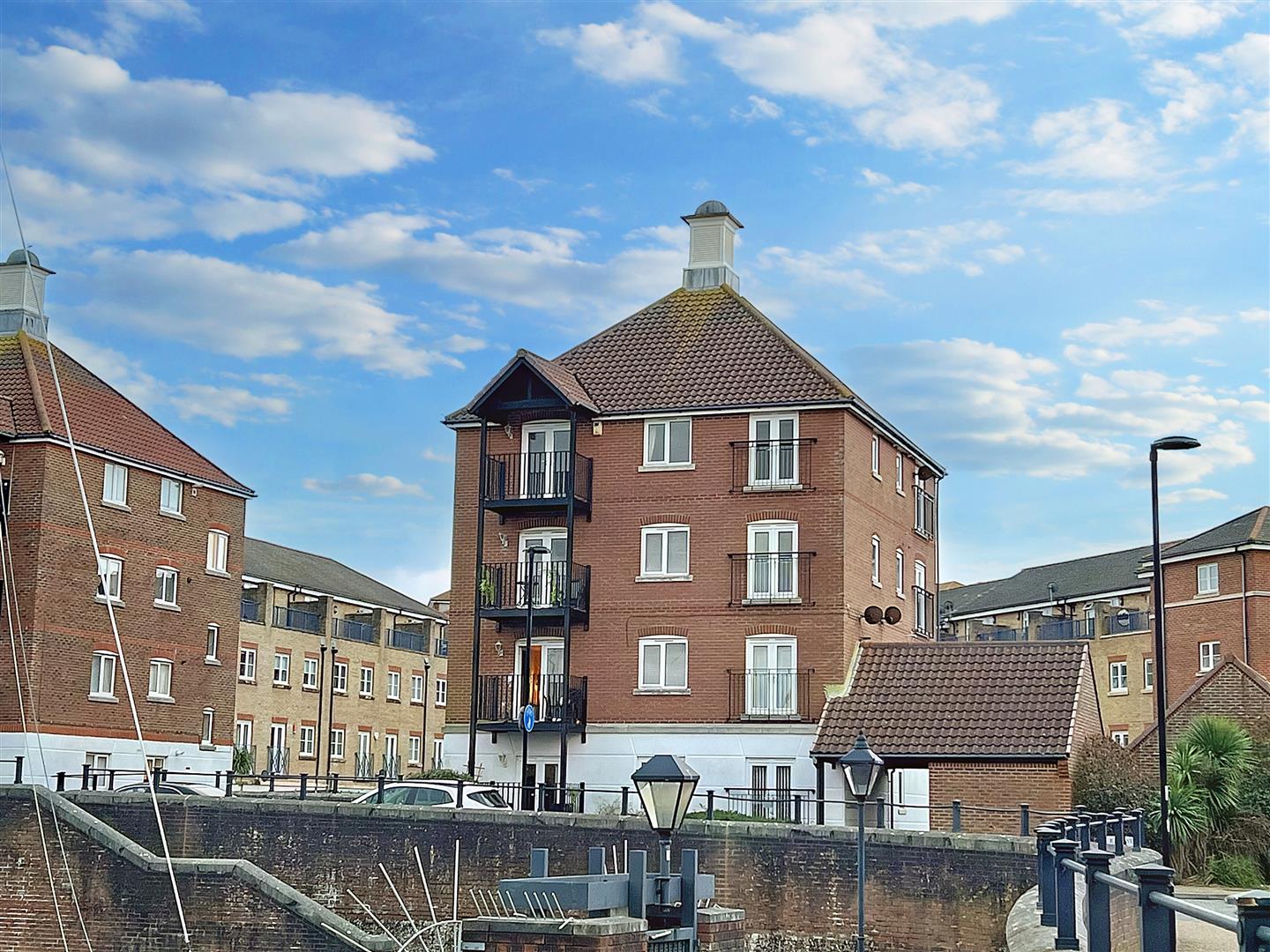 Property Details for Santa Cruz Drive, Eastbourne Town Property